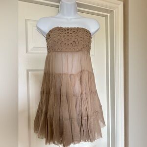 Free People Smocked Flowing Tube Top, NWT, size Medium, tan color